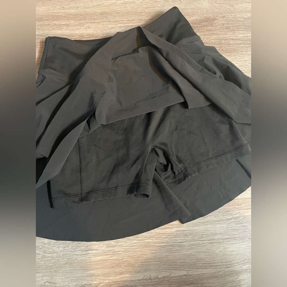 Nike Women's Black Skater Skirt - Picture 2 of 3
